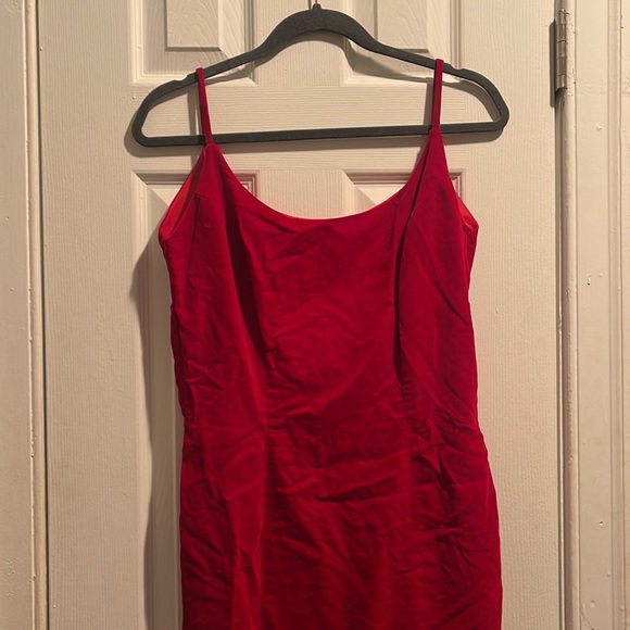 Red night out dress - Picture 2 of 5